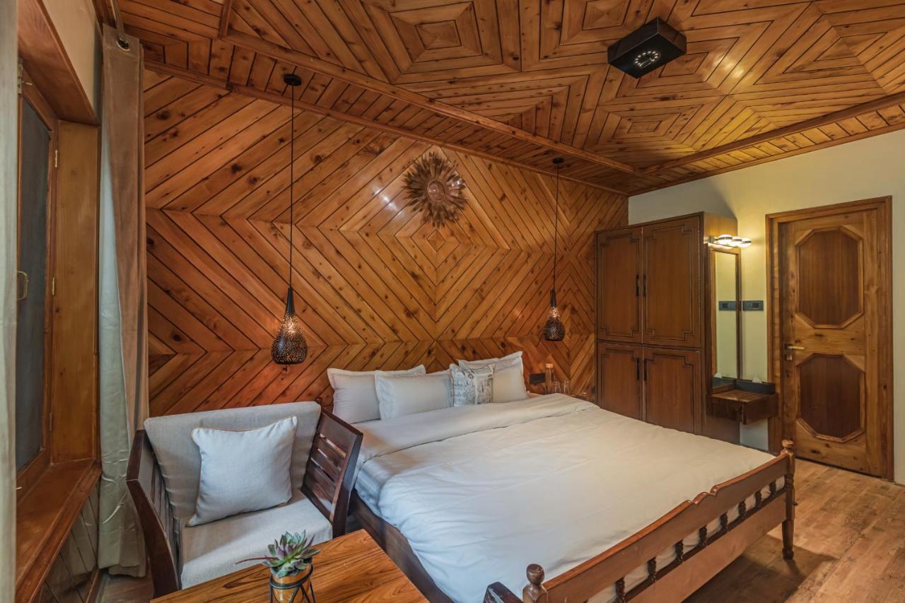 Saffronstays Monarch Manor, Manali - Regal Mansion Exteriör bild