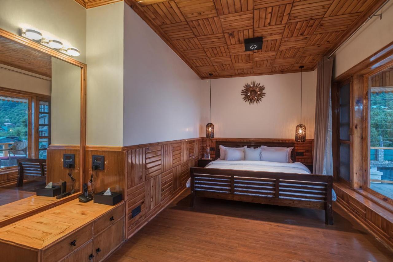 Saffronstays Monarch Manor, Manali - Regal Mansion Exteriör bild
