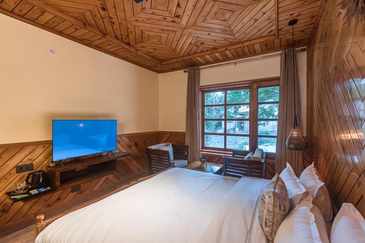 Saffronstays Monarch Manor, Manali - Regal Mansion Exteriör bild