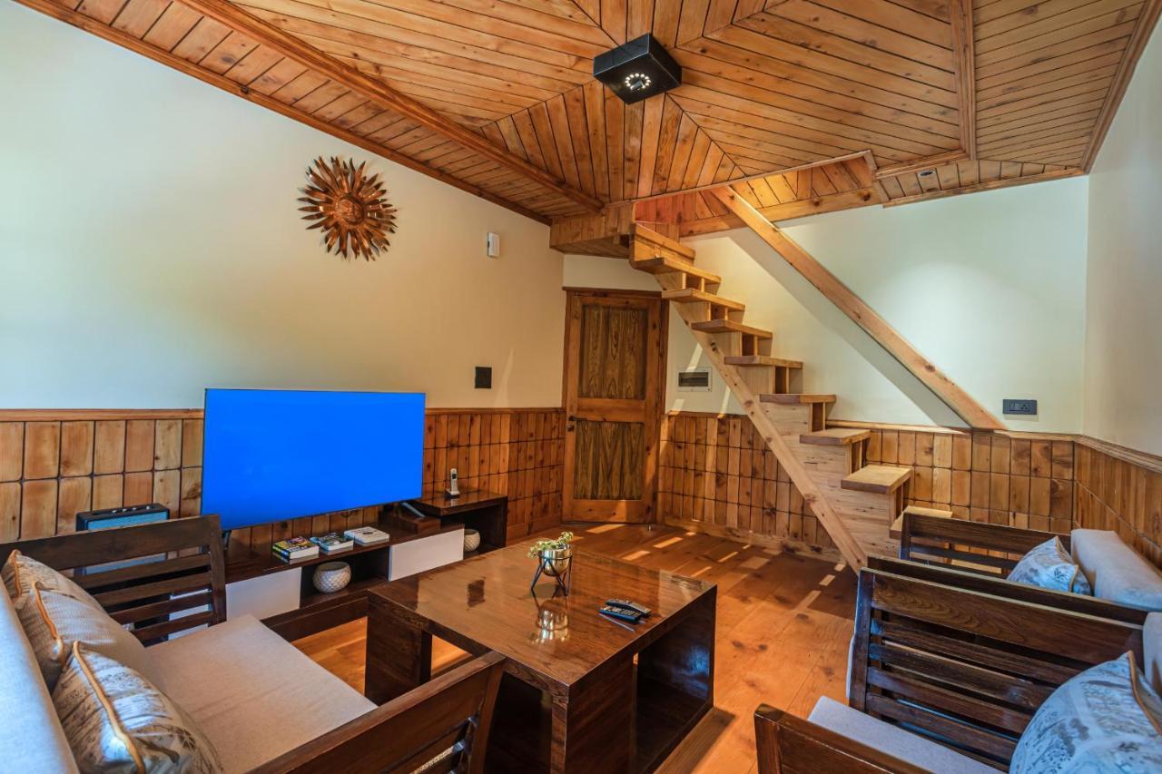 Saffronstays Monarch Manor, Manali - Regal Mansion Exteriör bild